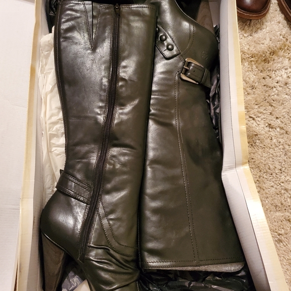 Women's boots - Picture 7 of 9